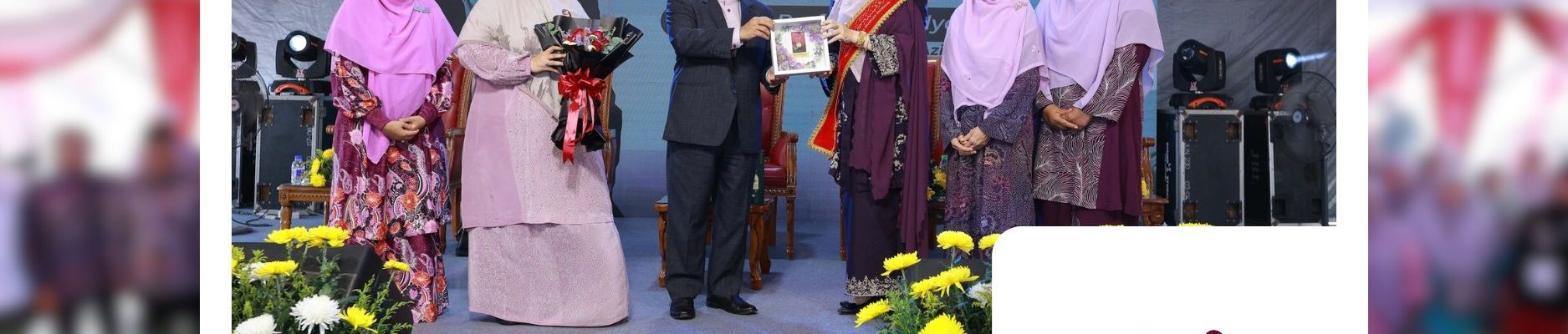 ANUGERAH TOKOH SAYYIDATINA KHADIJAH KHUWAILID